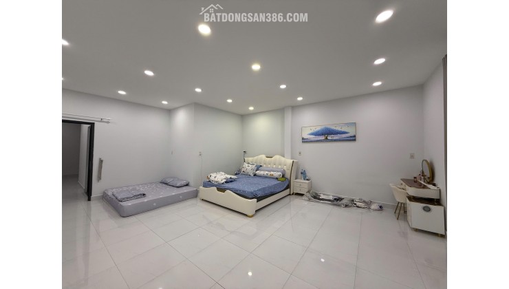 Nhà 3 Tầng Đẹp Gần Biển Trần Quang Diệu – Full Nội Thất Cao Cấp, Chỉ 60tr/m²!